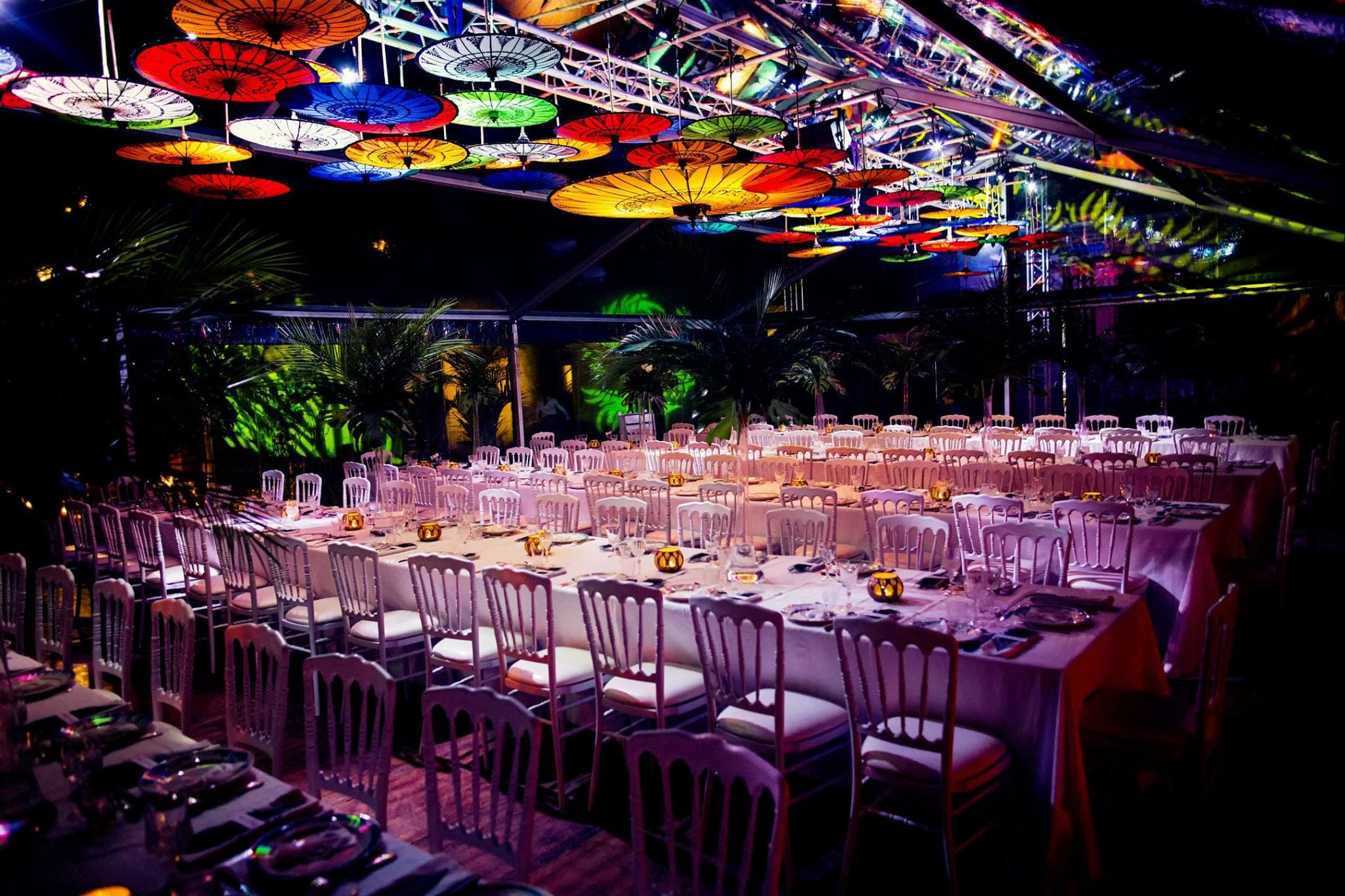 Photo d'un mariage à Ébreuil avec déco lumineuse