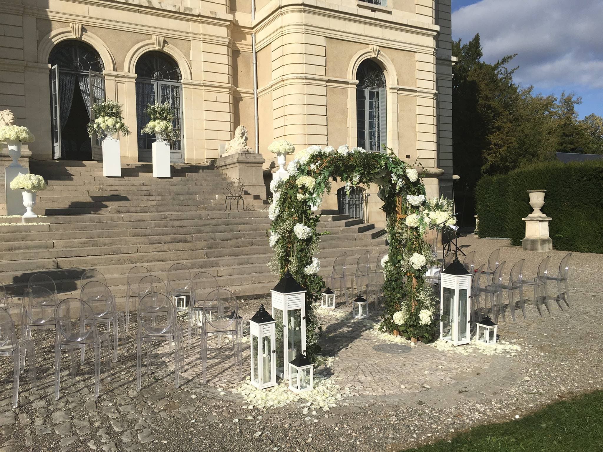 Photo d'une cérémonie laique au château de la canière