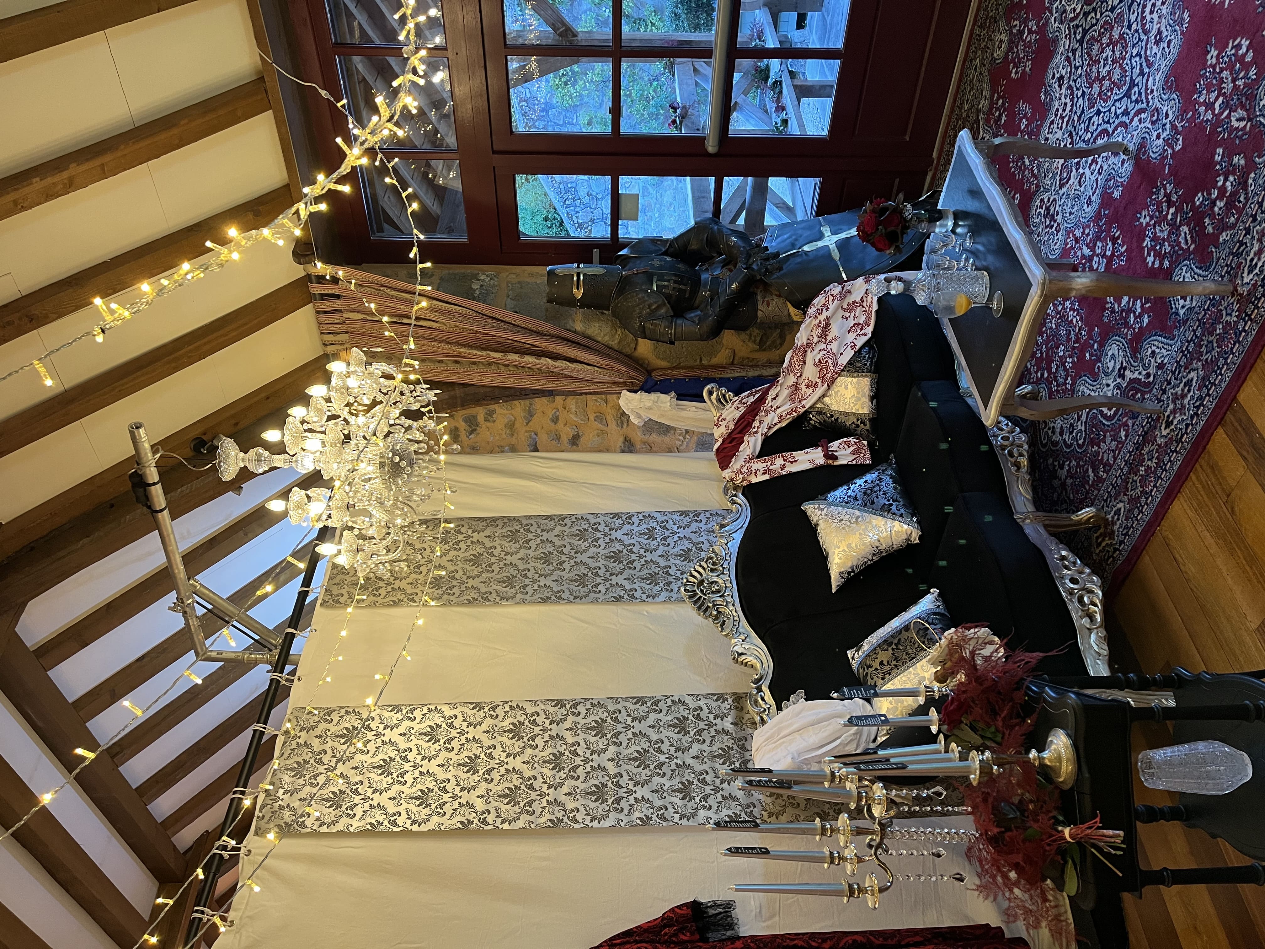 Photo d'un lustre au château de miremont